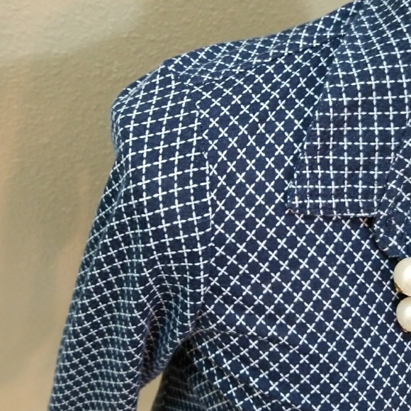 Blouse - Picture 2 of 6